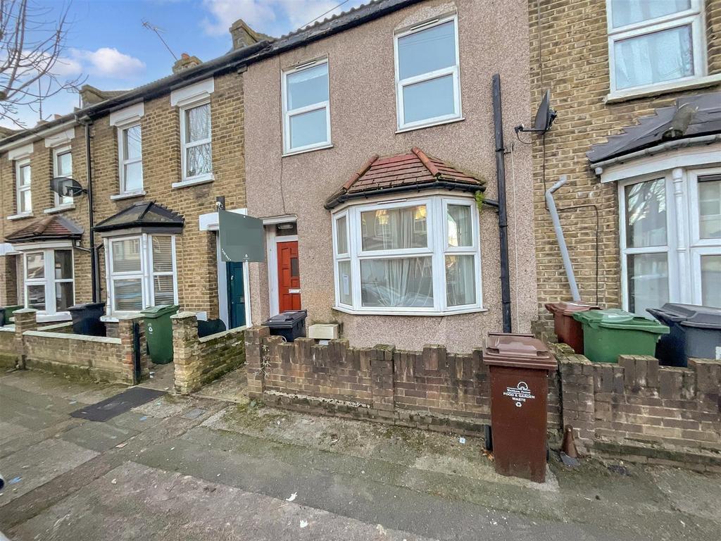 Elm Park Road, Leyton 2 bed terraced house for sale £475,000