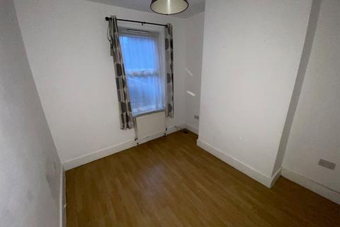 2 bedroom terraced house for sale, Elm Park Road, Leyton