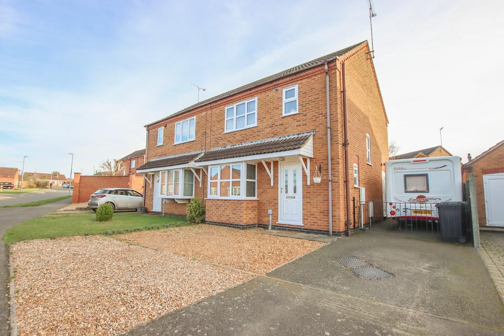 Philip Nurse Road, Dersingham 3 bed semidetached house for sale £280,000