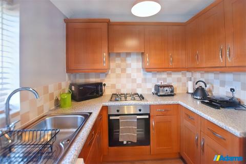 9 Mckinley Way, Widnes, WA8 9QH