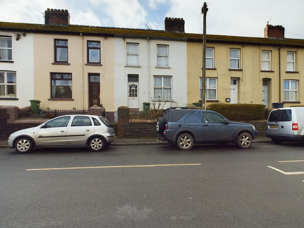 Park View Terrace, Abercwmboi, CF44 3 bed terraced house for sale £85,000