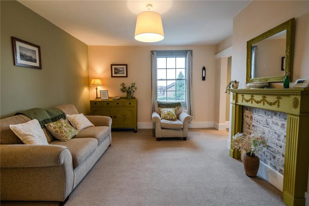 Fff - Living Room