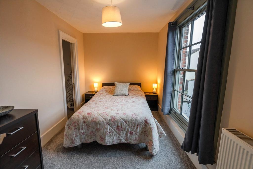 Fff - Bedroom
