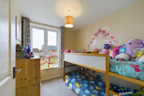2 bedroom flat for sale, Nicholas Charles Crescent, Aylesbury