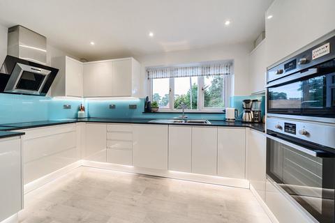 5 Amber Hill, Camberley, GU15 1EB