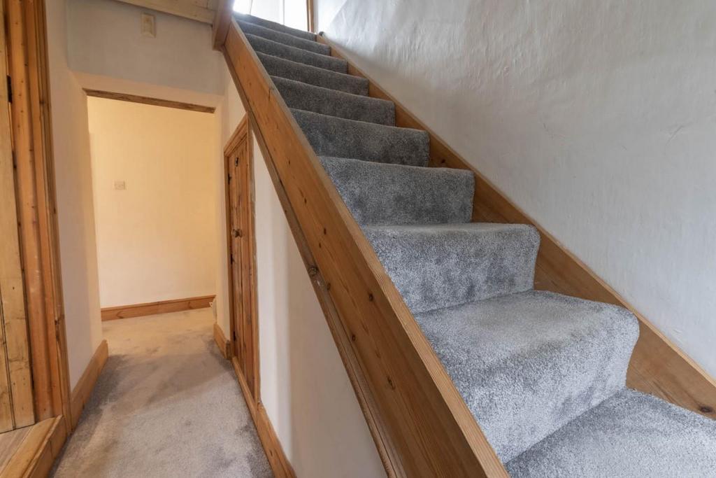 First Floor: Landing