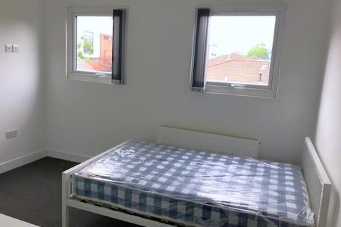 1 bedroom in a house share to rent, Baron Street, Sheffield S1