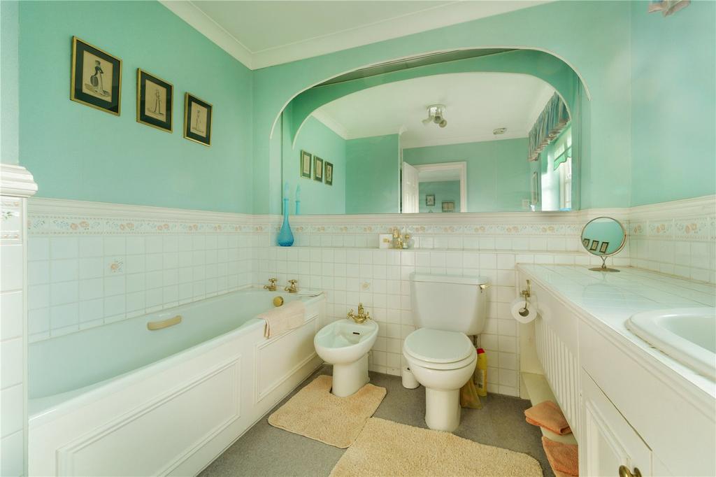 En- Suite Bathroom