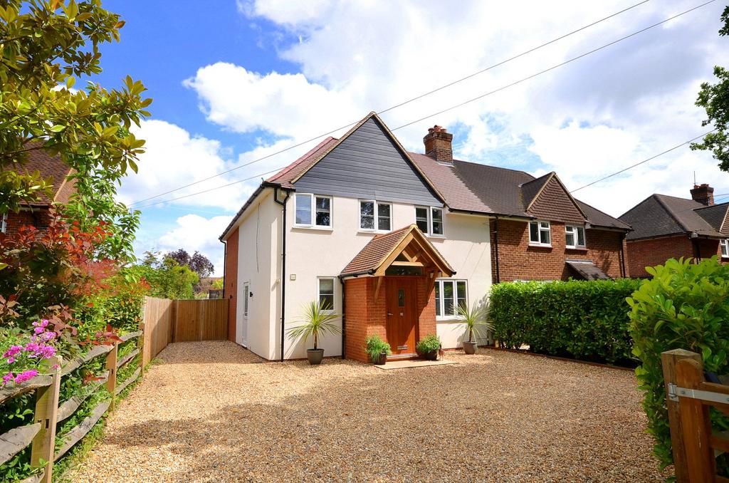 Loxwood Road, Alfold, GU6 4 bed semidetached house for sale £610,000