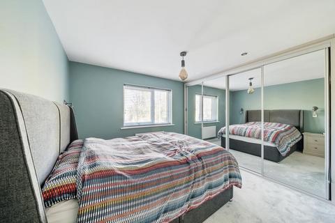 11 Balata Way, Basingstoke, RG24 9YP
