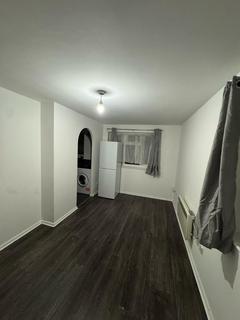 1 bedroom flat to rent, Burket Close Hounslow UB2 5NT