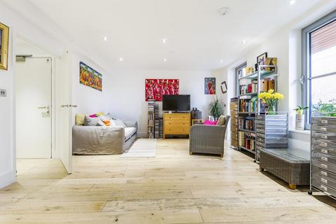 2 bedroom flat for sale, Fulham Palace Road, Hammersmith