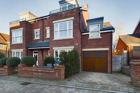 4 bedroom semi-detached house for sale, Foley Avenue, Beverley, HU17