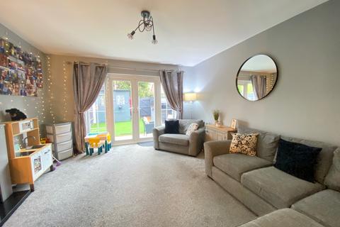 3 bedroom townhouse for sale, Ursuline Way, Crewe