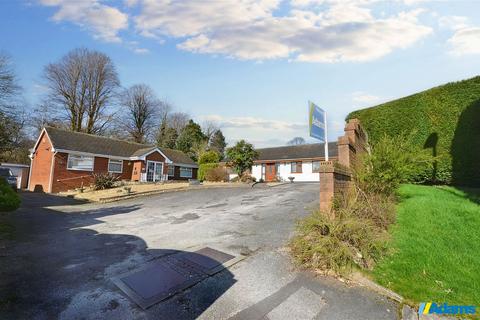 3 bedroom detached bungalow for sale, Stockham Close, Halton Village