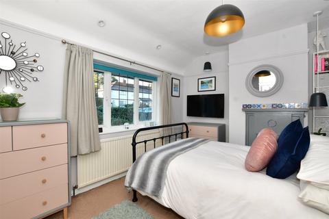 35 Beechen Lane, Lower Kingswood, Tadworth, KT20 6RY