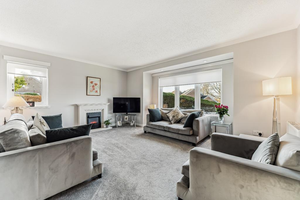 Muir Court, Strathdon Avenue, Netherlee, East Renfrewshire, G44 3LZ 2
