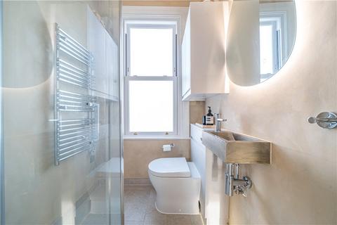 13b Murray Road, London, W5 4XR