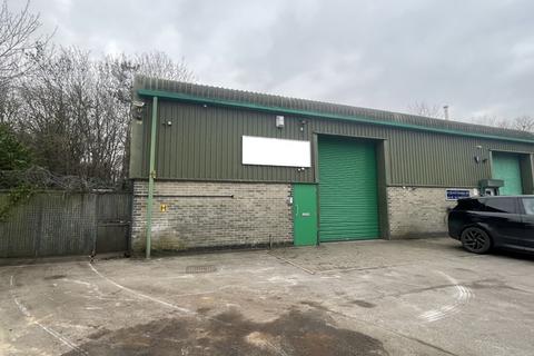 Industrial unit to rent, Unit 11, Tovil Green Business Park, Burial Ground Lane, Tovil, Maidstone, Kent, ME15 6TA