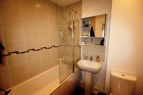 1 bedroom flat to rent, West Central, Slough