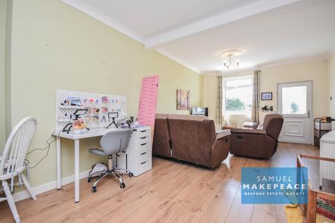 2 bedroom end of terrace house for sale, St. Michaels Road, Stoke-On-Trent ST6