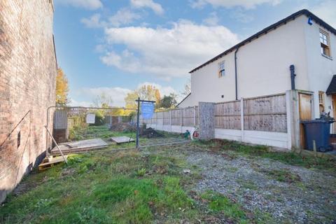 3 bedroom property with land for sale - Old Butt Lane, Stoke-On-Trent ST7