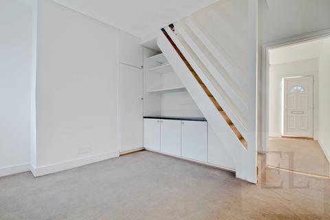 2 bedroom terraced house to rent, Harrow, Greater London HA1