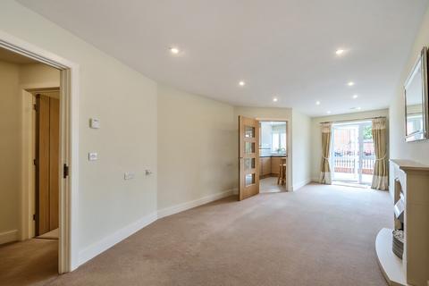 1 bedroom flat for sale, Ackender Road, Alton, Hampshire, GU34