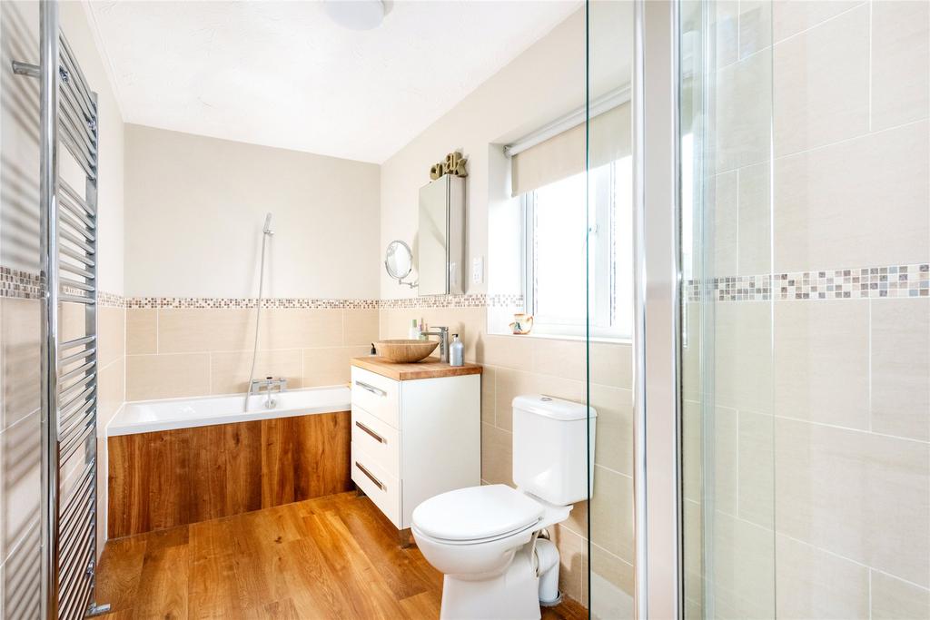 En Suite Bathroom