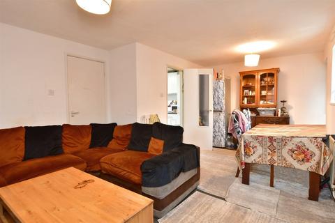 58 Whitehawk Way, Brighton, BN2 5HE
