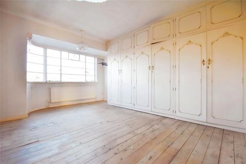 11 Radley Avenue, Ilford, IG3 9DA
