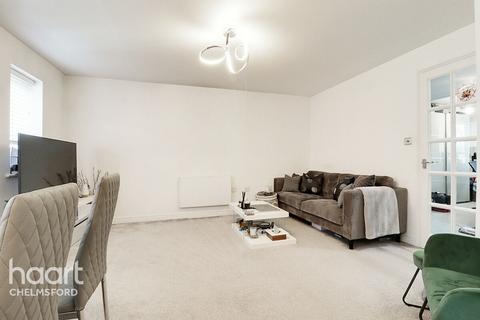 2 bedroom flat for sale, Rookes Crescent, Chelmsford