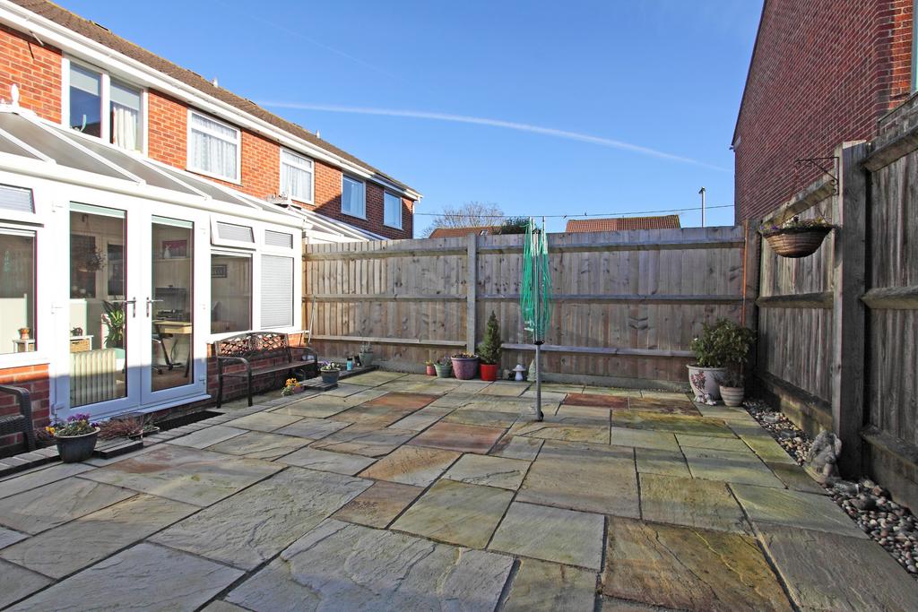 Vigo Road, Andover, Andover, SP10 3 bed semidetached house for sale