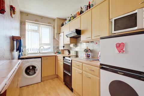 1 bedroom apartment for sale, Bellhouse Road, Leigh-on-sea, SS9