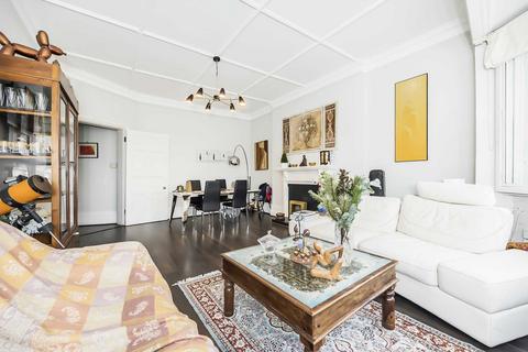 3 bedroom apartment to rent, Old Brompton Road, South Kensington, SW7