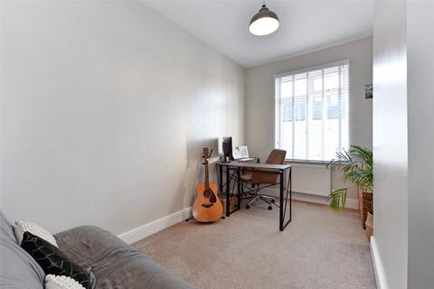 56 Bognor Road, Chichester, PO19 7TG