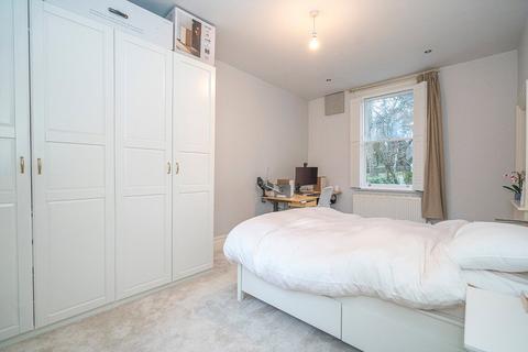 2 bedroom apartment for sale - High Street, London, N8