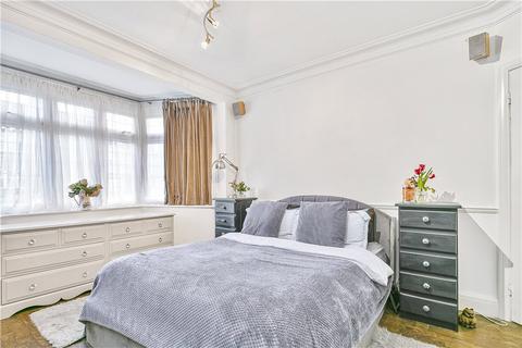 4 bedroom semi-detached house for sale, Montrose Avenue, Twickenham, TW2