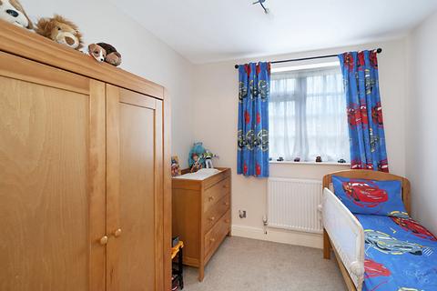 1 Hanson Close, Beckenham, BR3 1WJ