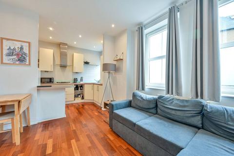 1 bedroom flat for sale, Cranes Park, Surbiton, KT5