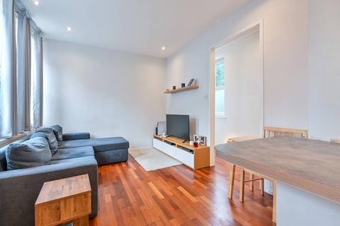 1 bedroom flat for sale, Cranes Park, Surbiton, KT5