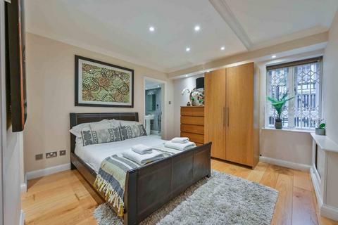 2 bedroom flat for sale, Bryan Court, Marylebone, London, W1H