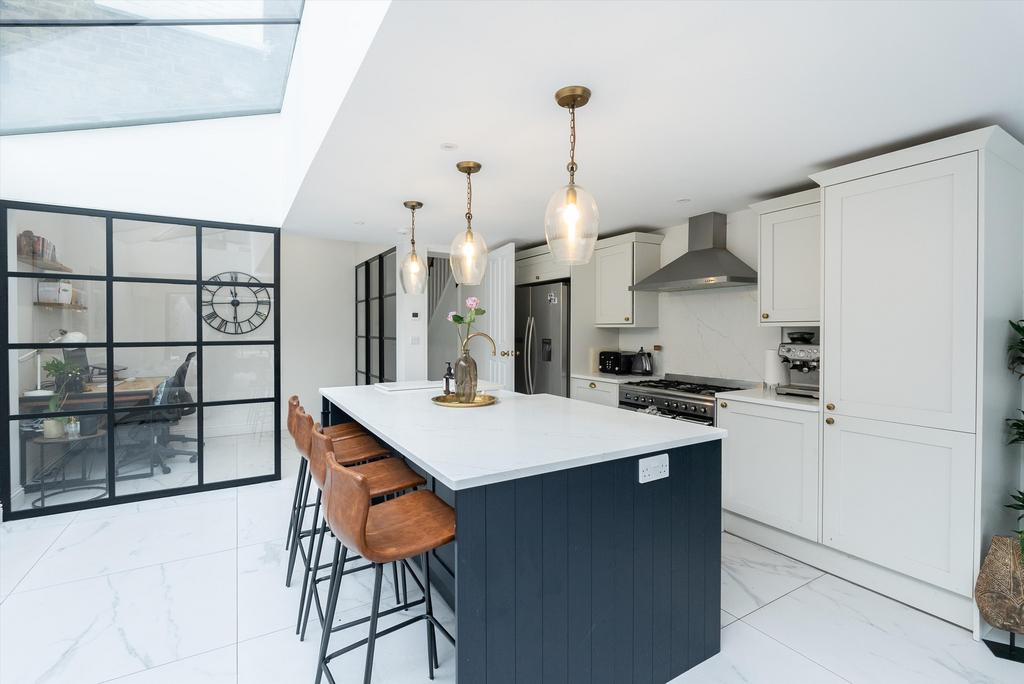 Nutfield Road, East Dulwich, London, SE22 4 bed terraced house for sale