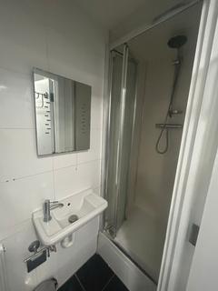 1 bedroom flat to rent, London E2