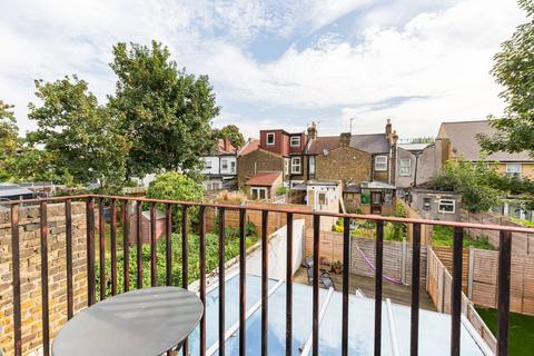 1 bedroom flat for sale, Tower Hamlets Road, Forest Gate, London, E7