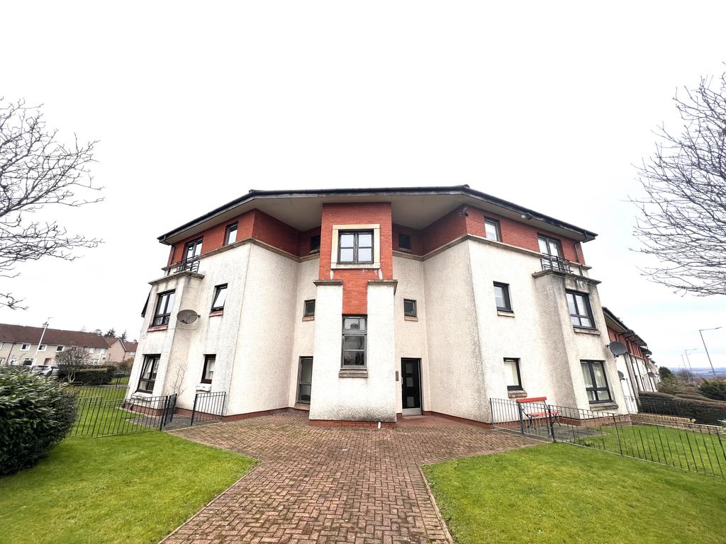 Strathaven Road, Hamilton ML3 2 bed flat for sale £77,000