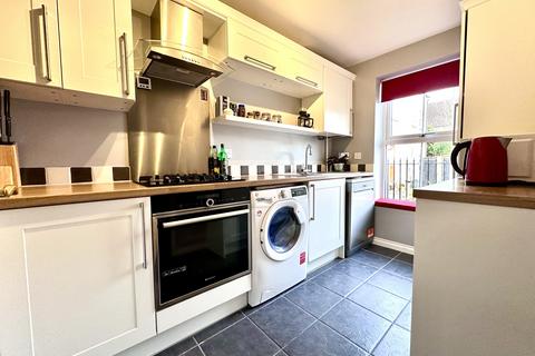 3 bedroom terraced house for sale, Columbine Road, Ely, Cambridgeshire