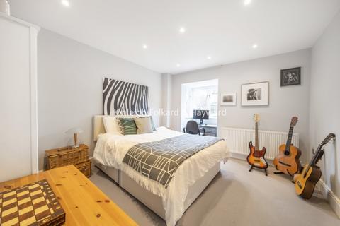3 bedroom house to rent - Cheseman Street London SE26