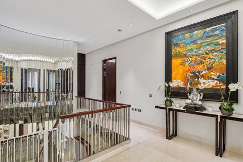 5 bedroom apartment for sale, South Audley Street, Mayfair, London W1K