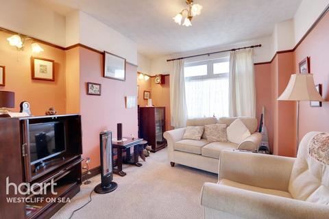 2 bedroom semi-detached bungalow for sale, Thornford Gardens, Southend-On-Sea